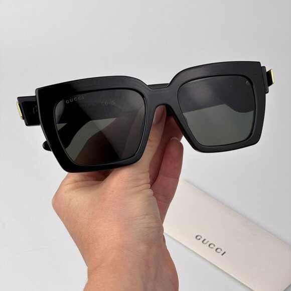 Gucci GG1689S Sunglasses – Black Square Frame Grey Lenses | Model GG1689S 001 - Picture 1 of 11